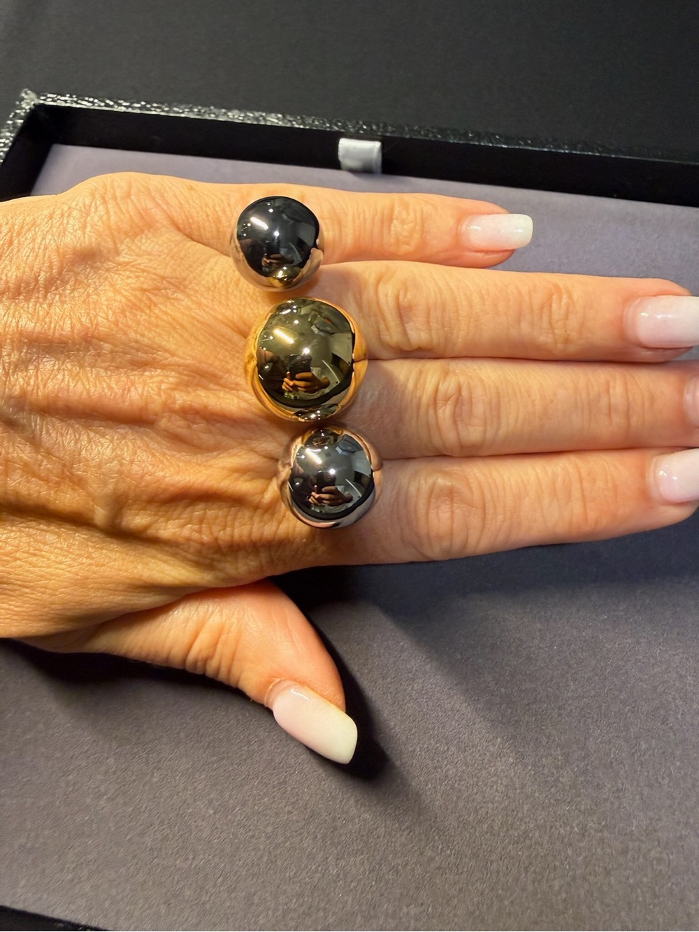 NWT Henri Bendel Orbital Floating Ring Gold/ Silver/ Black Statement Ring